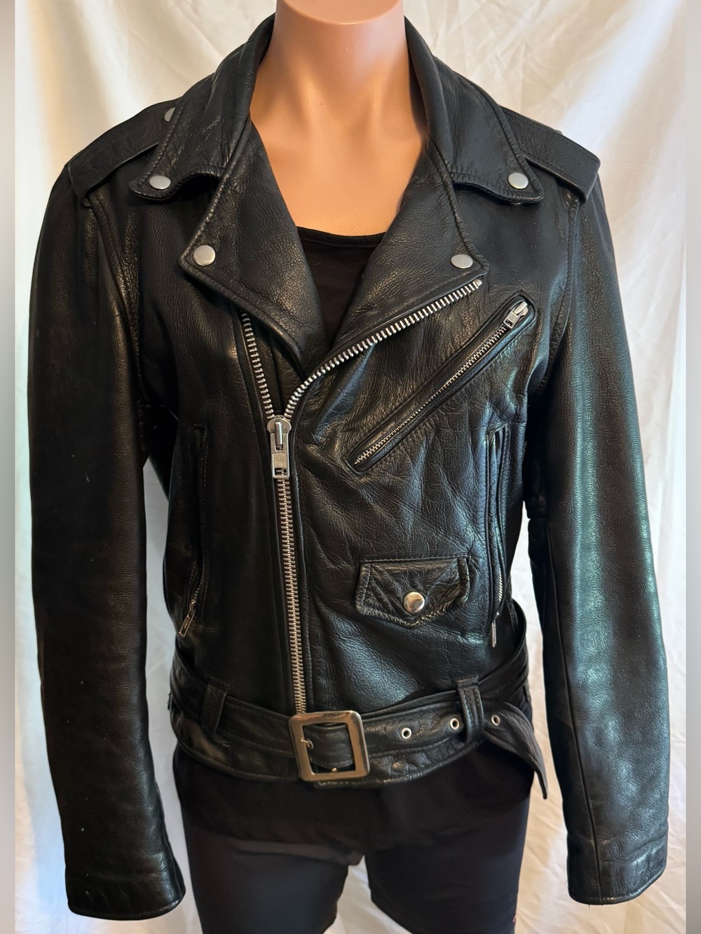 Vintage Women’s Wilson Black Leather Biker Motorcycle Jacket - Classic 34 Sm